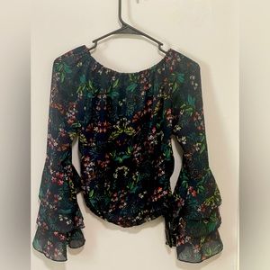 Full puffed sleeves floral crop off shoulder top